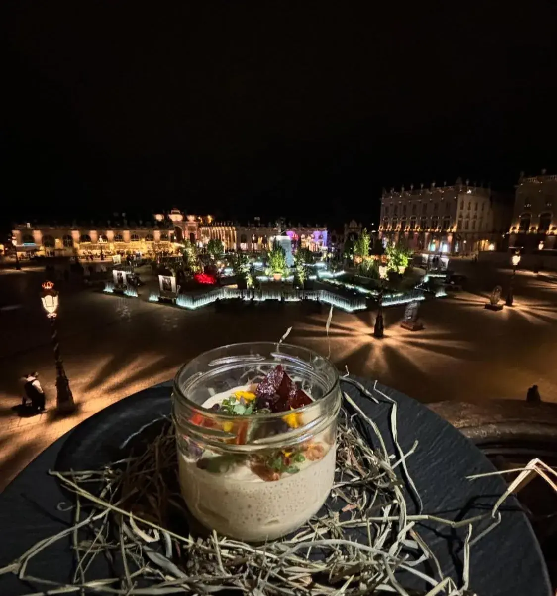 Assiette dressée par Les Paganis Traiteur